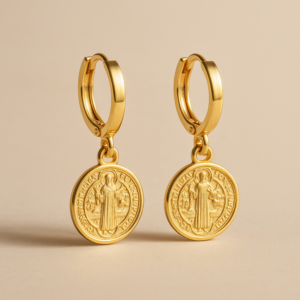 Brinco Fé Argolinha Dourada com Medalha Religiosa