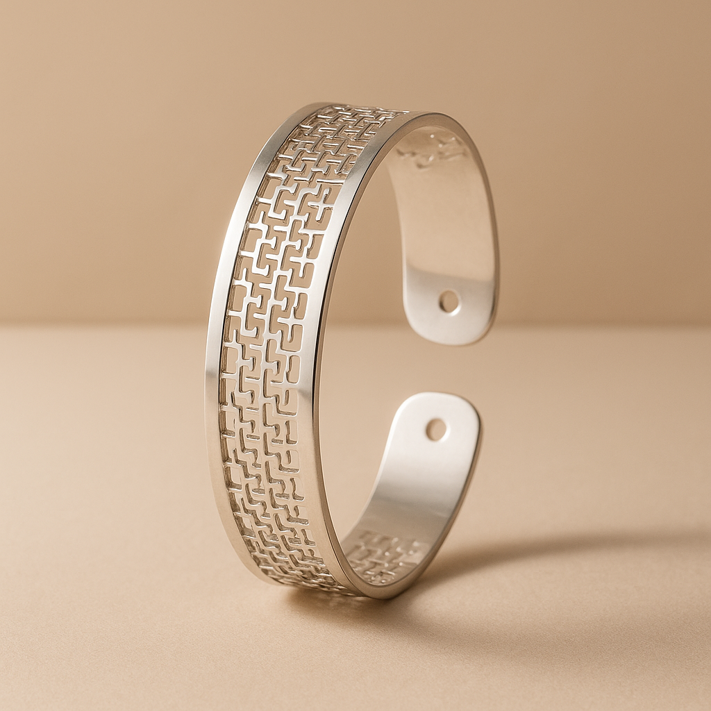 Bracelete Prateado de Renda Vazado