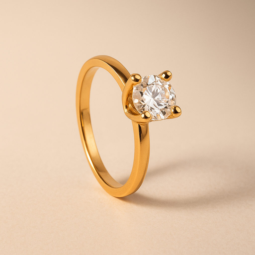 Anel Aura Solitário Dourado com Zircônia