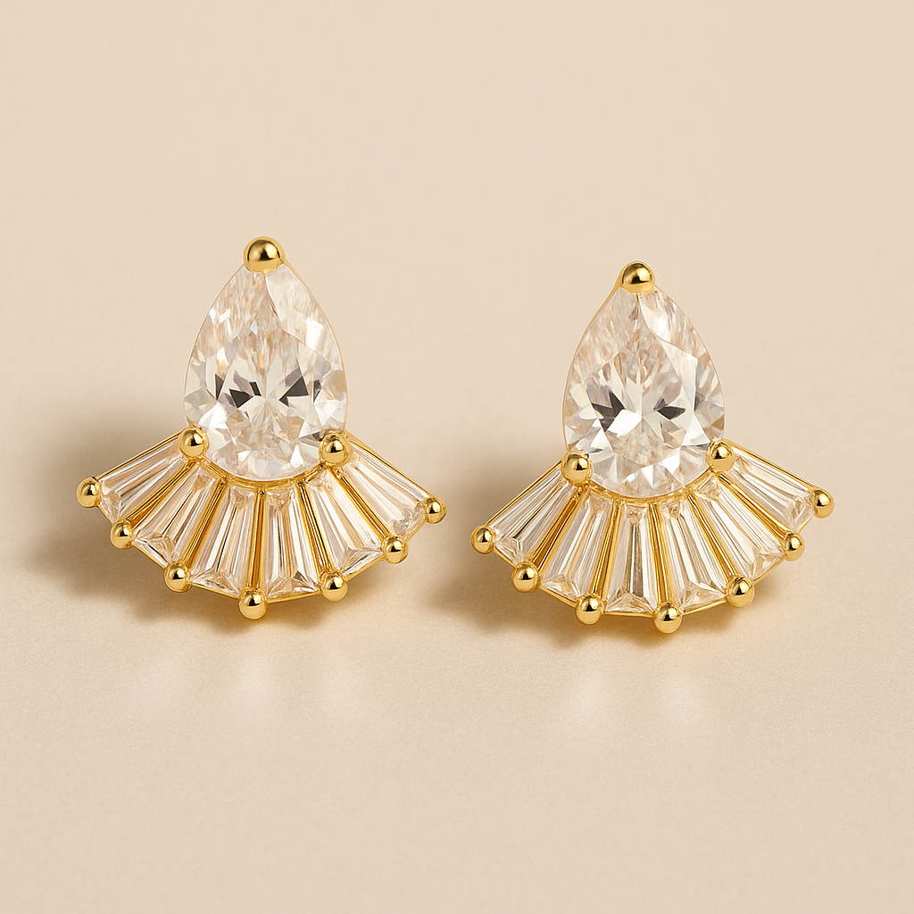 Brinco Régia Dourado Gota com Coroa e Zircônias