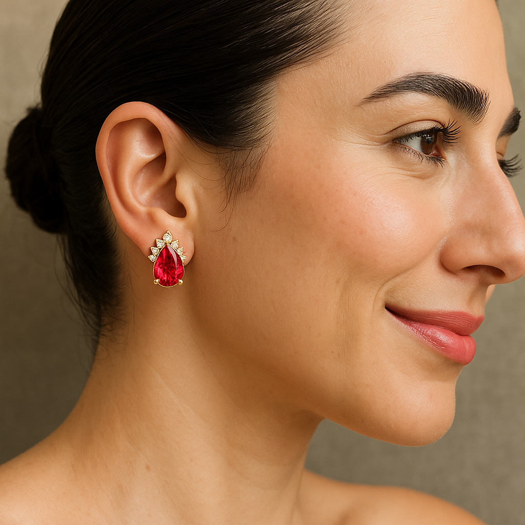 Brinco Rubina Dourado em Pedra Natural com Zircônia