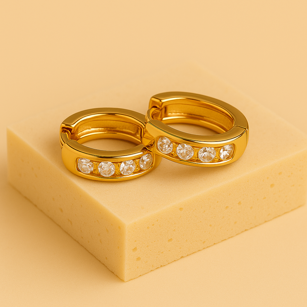 Brinco Éden Dourado com Pedras de Zircônia