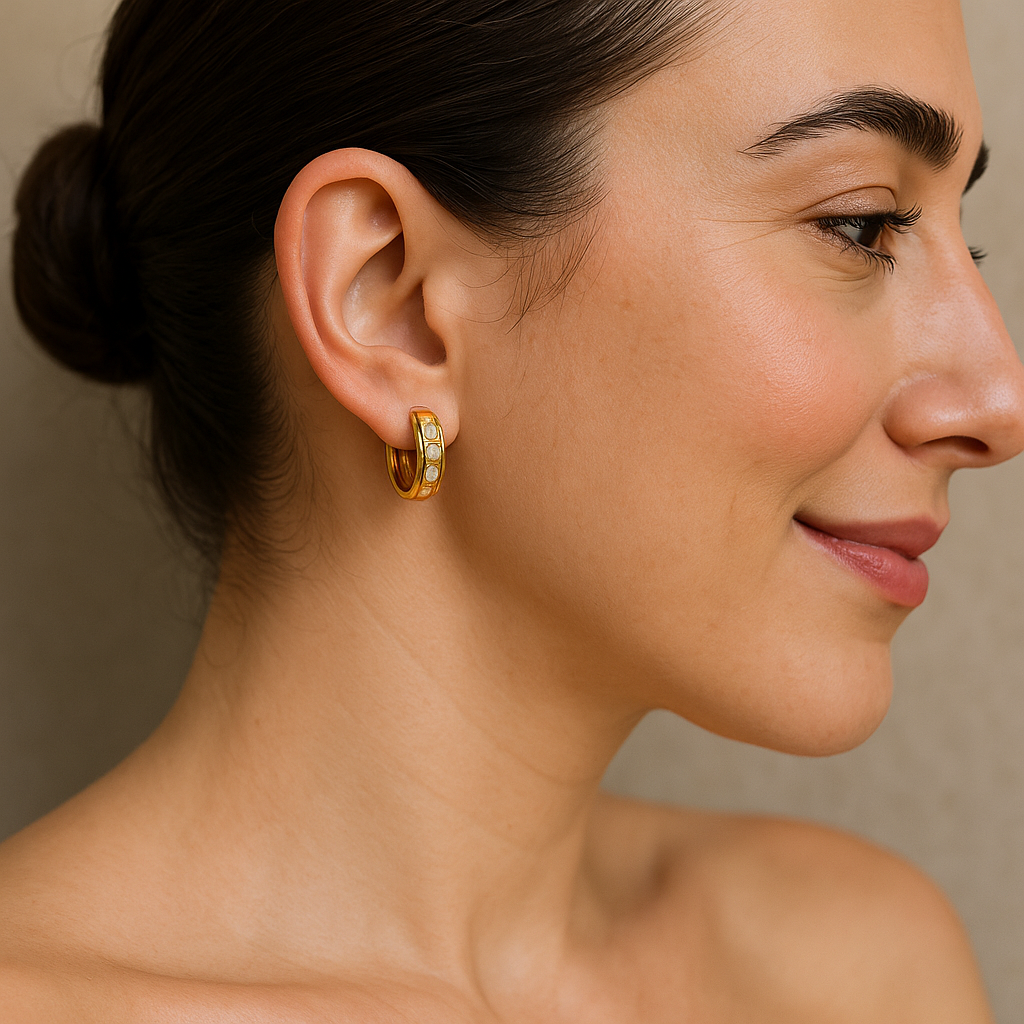 Brinco Éden Dourado com Pedras de Zircônia