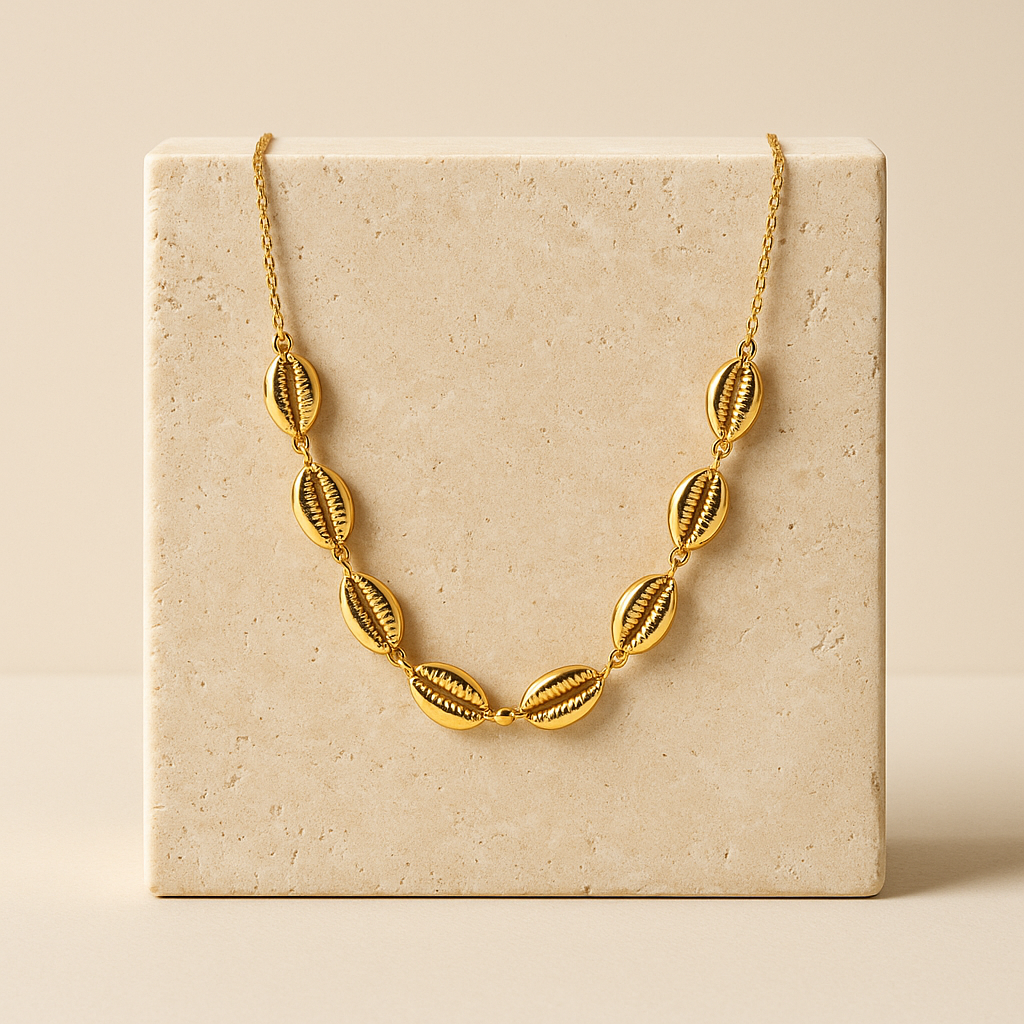 Colar Marina Dourado com Búzios