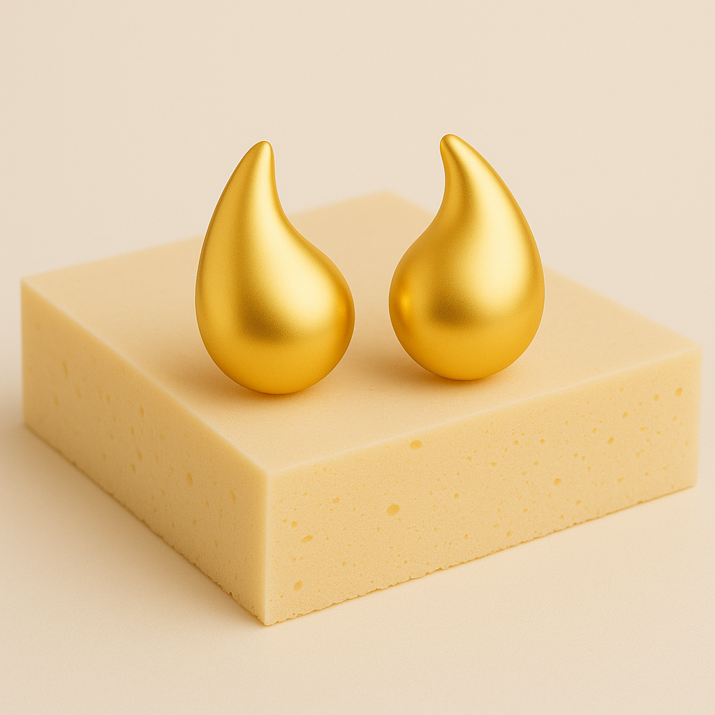 Brinco Dourado Gota Curvada Grande