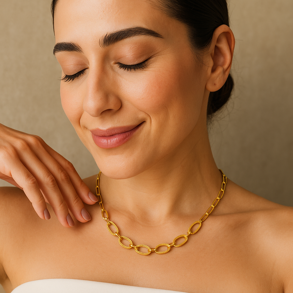Choker Cartier Dourada com Extensor