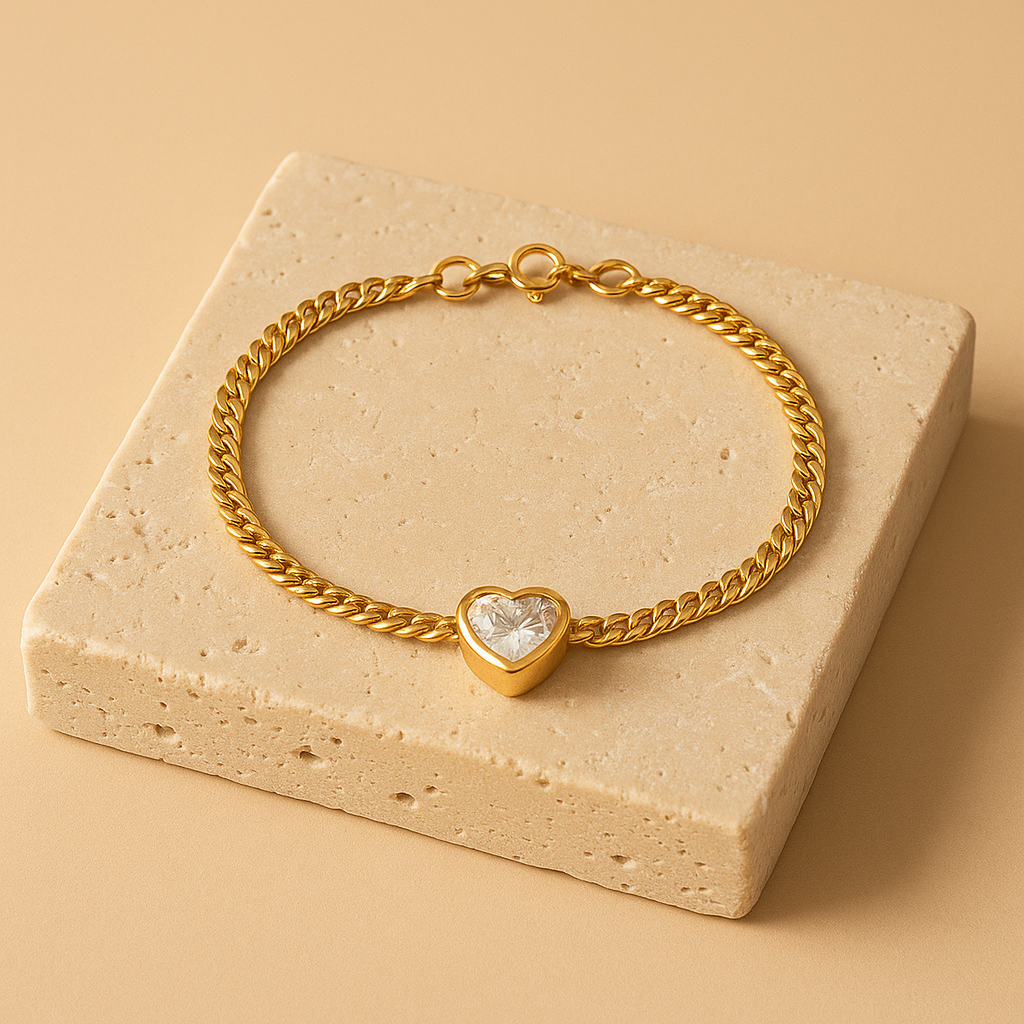 Pulseira Vivelle Dourada com Pedra de Coração em Zircônia